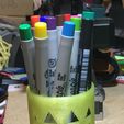 IMG_9029.jpeg Triangular pen holder