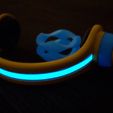 Headphones-with-Bracelet-light-up.jpg Uta Headphones