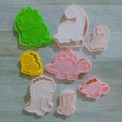 28894f9f-c713-487d-9188-88e390fc1b1c.jpg DINOSAUR COOKIE CUTTERS KIT X4 COOKIE CUTTERS KIT X4