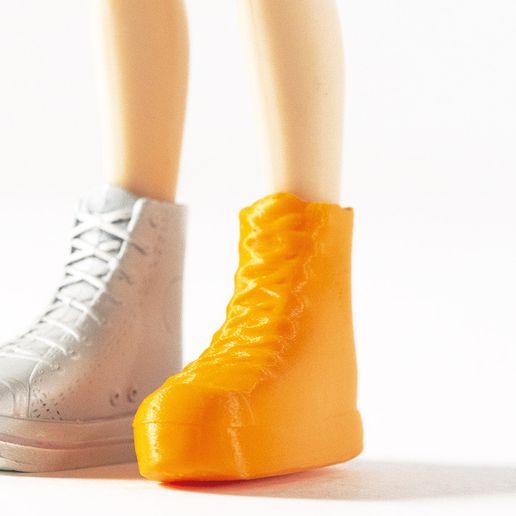 Doll_Bratz-pied-gaucheCLOSE.jpg BRATZ DOLL