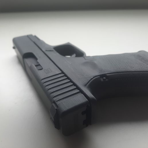 20210315_111537.jpg Glock 19