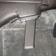closeupright.jpg Airsoft AUG - ARP9 magazine adapter