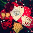 IMG_8439.jpg Kids Kissing Cookie Cutter
