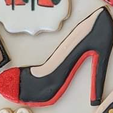 high-heel.png High heel cookie cutter