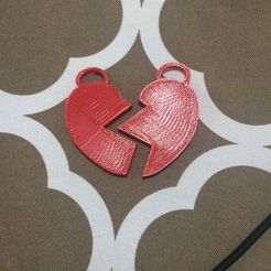 IMG_6326_display_large.JPG Free STL file Heart Necklaces・3D printer design to download