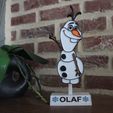 IMG_2340.jpg STAND OLAF PLATE DECORATION