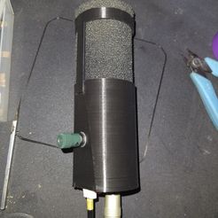 20210306_215518.jpg Archivo STL microfono gamer streamer・Modelo para descargar y imprimir en 3D