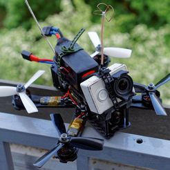 cpt_1.jpg Бесплатный 3D файл TC-R180 (QAV-180?) Xiaomi/GoPro и крепление для заднего светодиода/SMA・Объект для скачивания и 3D печати