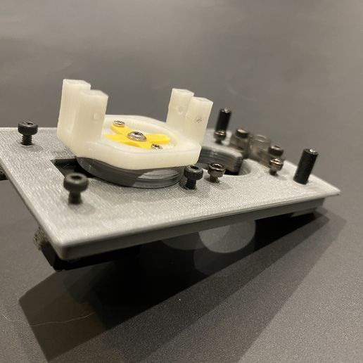 Archivo STL FPV Head Tracker Geared Camera Gimbal para Micro Servos