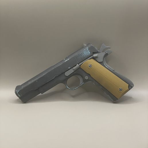 IMG_2123.jpg M1911 Replica