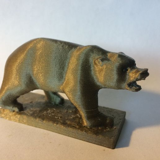 🐻 Grizzly Bear Statue - University of California Berkeley