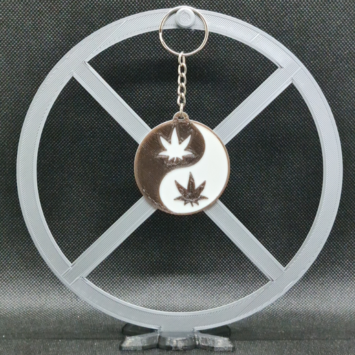ying yang maria02.png STL-Datei keychain ying yang marijuana herunterladen • 3D-druckbare Vorlage, 3dMestres
