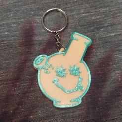WhatsApp-Image-2023-09-17-at-13.10.36.jpeg STL file Bong 420 Keychain | Keychain Bong 420・3D print model to download