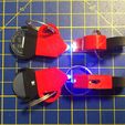 IMG_9807.JPG Keychain Mouse led light / Porte-clé Led souris (battery 2032)
