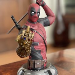 CC71D43C-E9C7-4089-B21B-7BCE8D6FE363.jpeg 3D file Deadpool Infinity Gauntlet・3D printable model to download