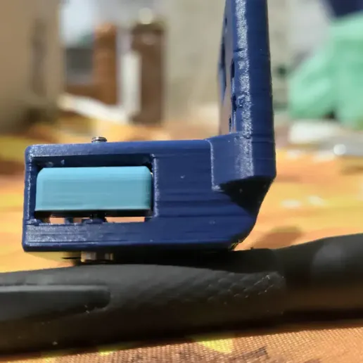 p_20221102_105217.webp Switchwire mount for Hermit crab