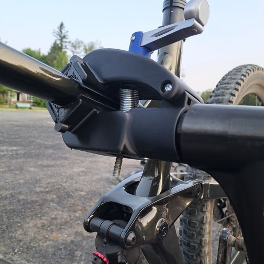 Smooth_operator_2.jpg Bike stand bench mount