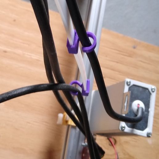 IMG_20191208_144231072.jpg Cable holder ziptie