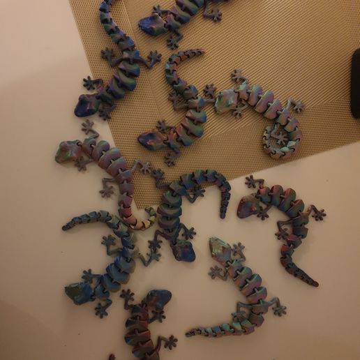 🦎 Articulated Lizard v2・3D Print with the MPSMV2 3D printer・Cults