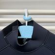 kp_wetsuit_hanger_pic1.jpg Hanger for surf / kite / wake / funboard / diving wetsuits