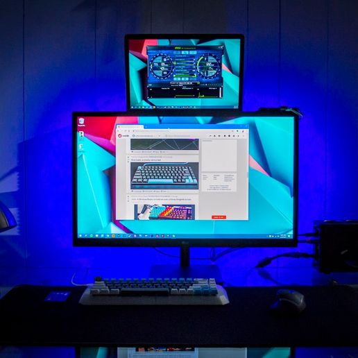 0104fec42e3948df3ef16f2799d6d9d9_display_large.JPG Monitor Laptop Stand - Vesa Mount 100 & 75