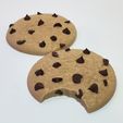 20240129_231405.jpg Bitten Chocolate Chip Cookie :: Delicious Desserts!