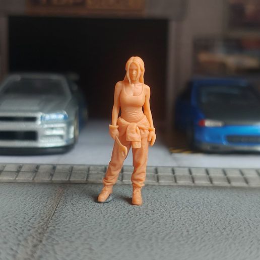 1000040379.jpg 1:64 Car mechanic garage No.4