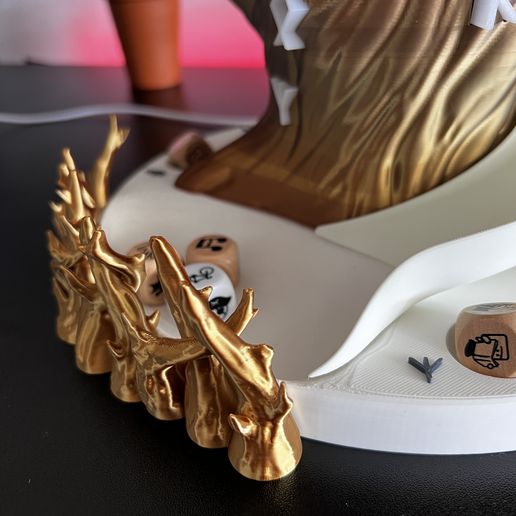 IMG_3687.jpg Dice Tower • Lamp • Planter