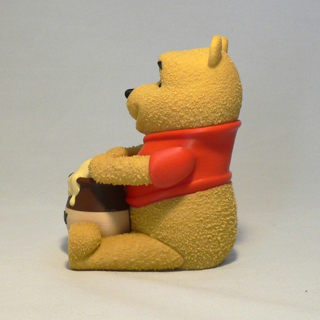 pooh side1.jpg Archivo 3D gratuito Winnie the Pooh・Idea de impresión 3D para descargar, reddadsteve
