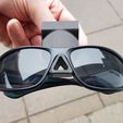 ps2_sunglasses_holder5.jpg STL file Polestar 2 sunglasses holder・3D print design to download