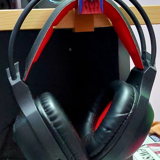 Spidey - Head Phone Stand 3D model