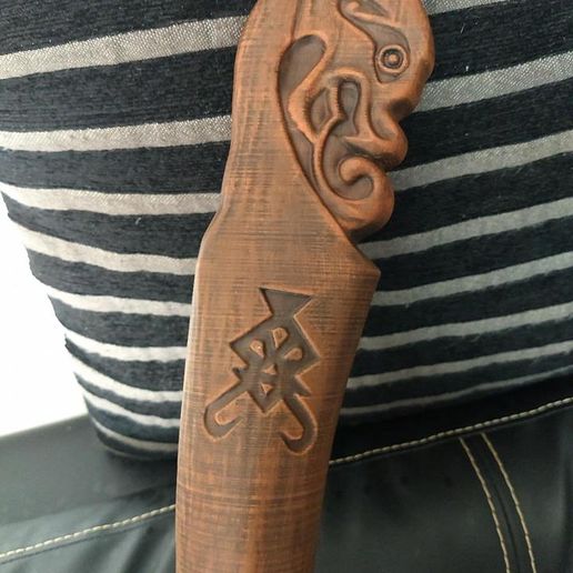 49791375_10218343690042688_4860104792229281792_n.jpg arme Kratos - Leviathan Axe - God of war 2018 pour cosplay