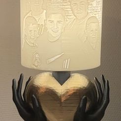 Lampe-main.jpeg Hand + heart lamp base