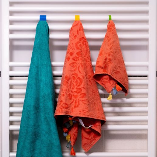 2-31.jpg Gancho para radiador