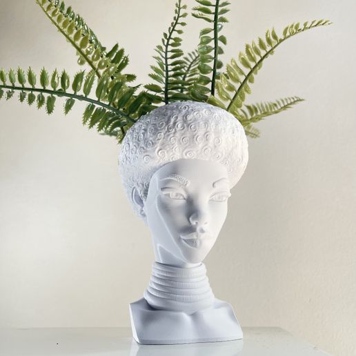 Afro Girl Planter No Supports