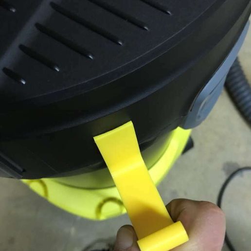 20181112_211342760_iOS.jpg Kärcher / Kaercher AD 4 Power Cable Holder (Ash Vacum Cleaner)