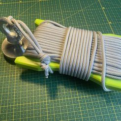 IMG_5400.jpg Free STL file Rope Winder / Storage for Magnet Fishing・3D printable object to download