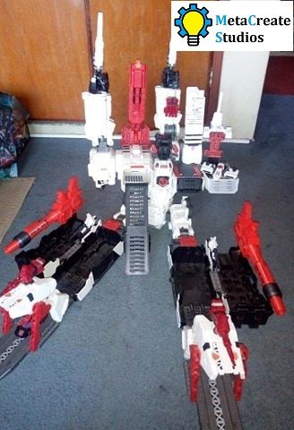 metroplexgen.jpg Transformers Generations Metroplex Big Guns