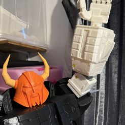 IMG_1028.jpeg The Entity Unicron Redesigned Arms with Articulation