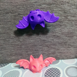 Simpáticos murciélagos de Halloween (3 versiones) llavero posible