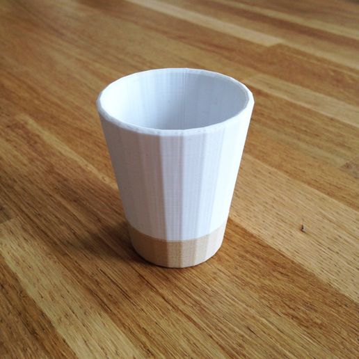 petit_verre_imprim__en_3D_4.jpg Vidro pequeno