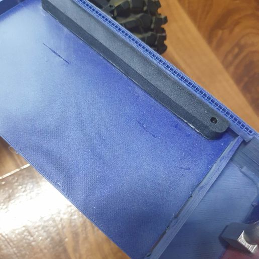 REAR-BODY-HOLDER.jpg FJ40 ON TRX4 CHASSIS (324MM)