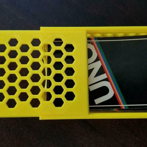 93d57cca-1c7f-45a0-bffd-8b9d19078909.jpg UNO Card Holder hexagonal box