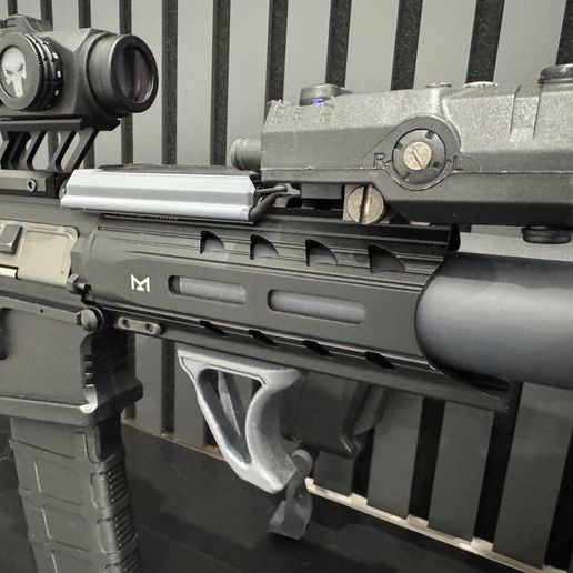 IMG_3623.jpg Grip Softair RIS con montura M-Lock