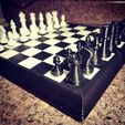 9de20b95f2da04b05876f930722ec8f5_preview_featured.jpg Magnetic Chess Set