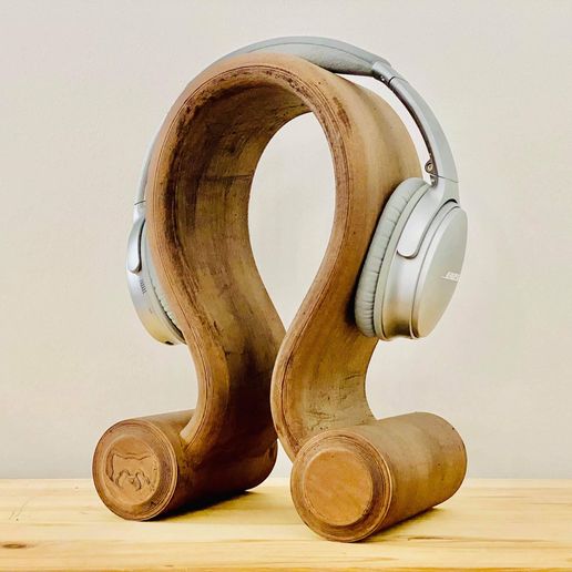 5B0F82BE-FC67-4725-9C5B-23213F42B2D4.jpeg Headphones Holder