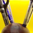 20250226_115545.jpg Clodsire Pen Holder V2