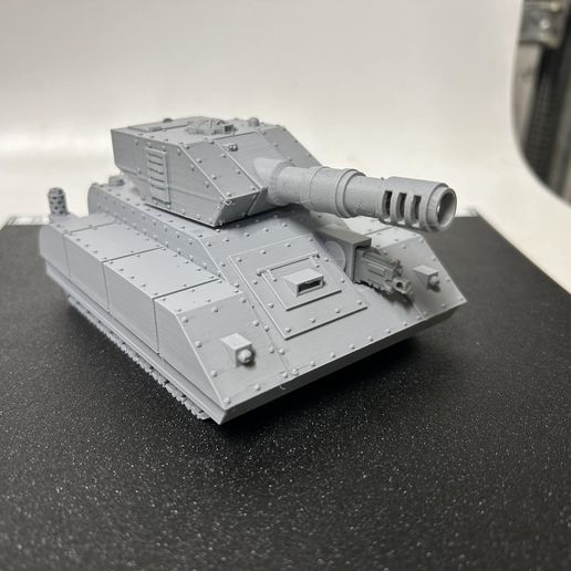 PLECO Battle Tank the Grimdark Future Human Defense Force [SUPORTLESS, FDM FRIENDLY]