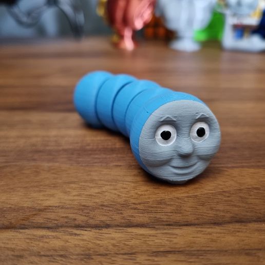 🪱 Thomas The Worm Engine・ STL File for ・Cults
