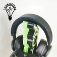 B6C58048-8950-4340-A2AA-D6CD4B5C06A1.jpeg Xbox headphones and controller Stand